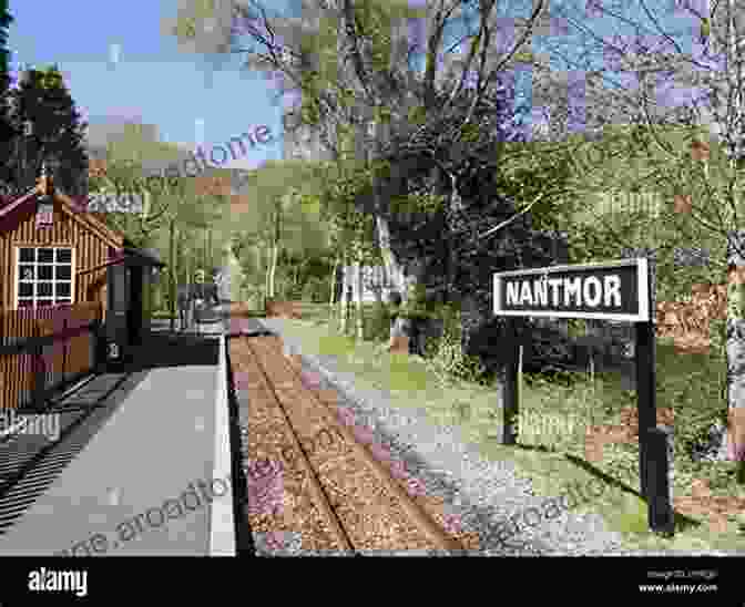 Narrow Gauge Railway Station In Wales The Welshpool Llanfair Light Railway: The Story Of A Welsh Rural Byway (Narrow Gauge Railways)